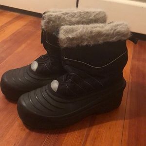 Champion winter boots